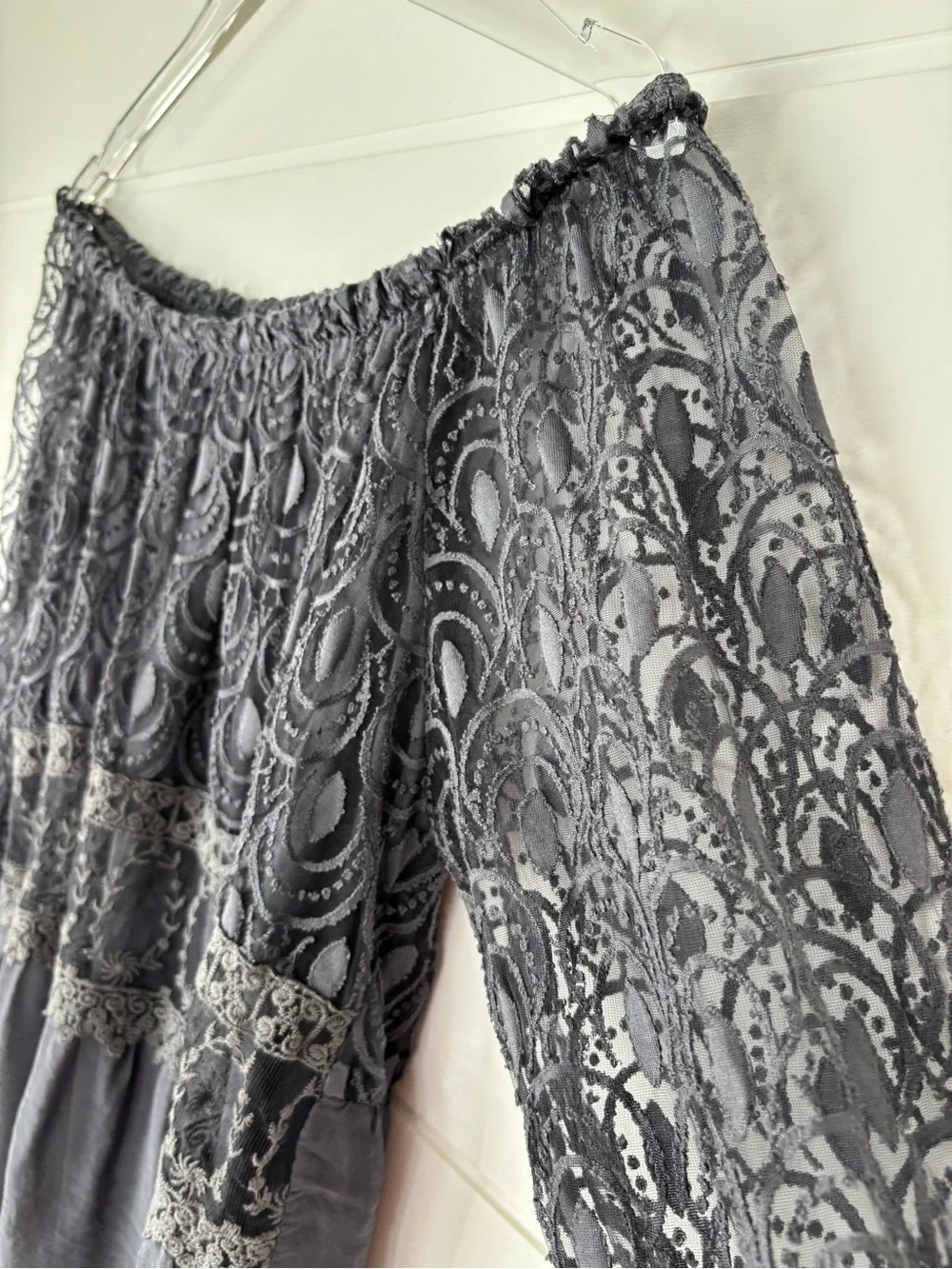 CHARLIE B Lace Off-Shoulder Peasant Blouse in Charcoal Gray Women's Medium - Picture 8 of 11